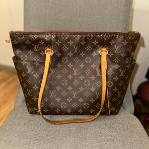 🔴Louis Vuitton Monogram Totally MM🔴